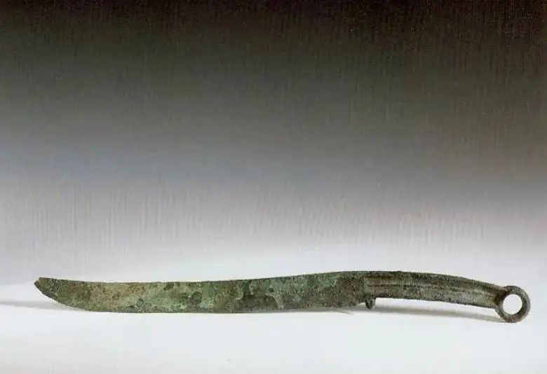 《问道》手游携带两种武器！一眼仙侠梦回！新时装来啦~